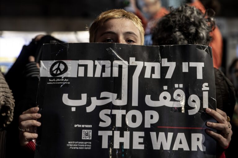 Netanyahu calls for ‘boots on the ground’ in Iran as missile exchanges continue
